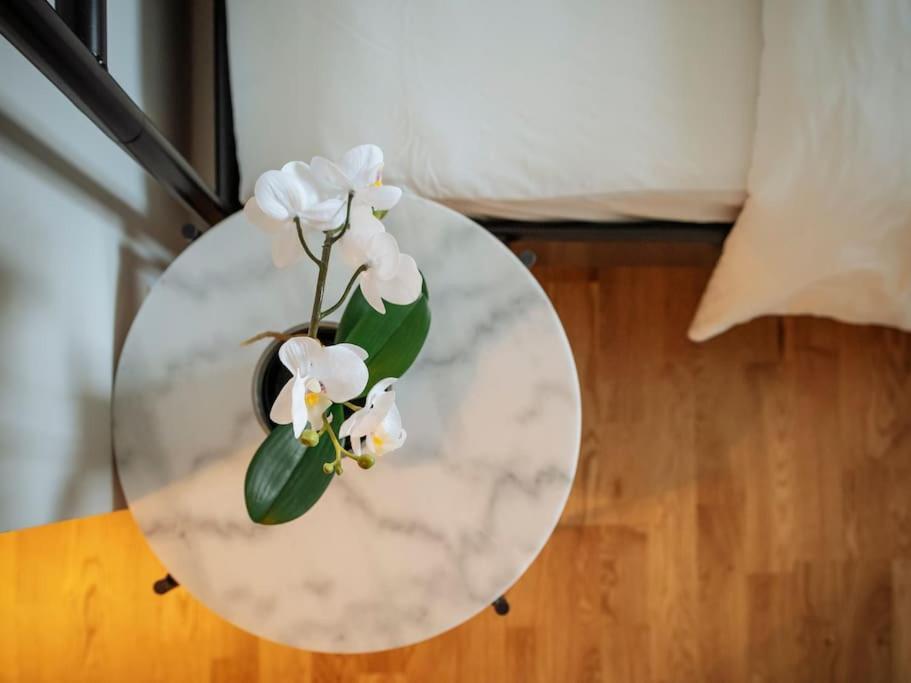 Apartamento Amazing Location - Superb View - Old Town Bucarest Exterior foto